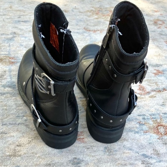 Harley-Davidson Women's EUC Black
Leather Ankle Boots Sz 7.5 - Picture 2 of 9